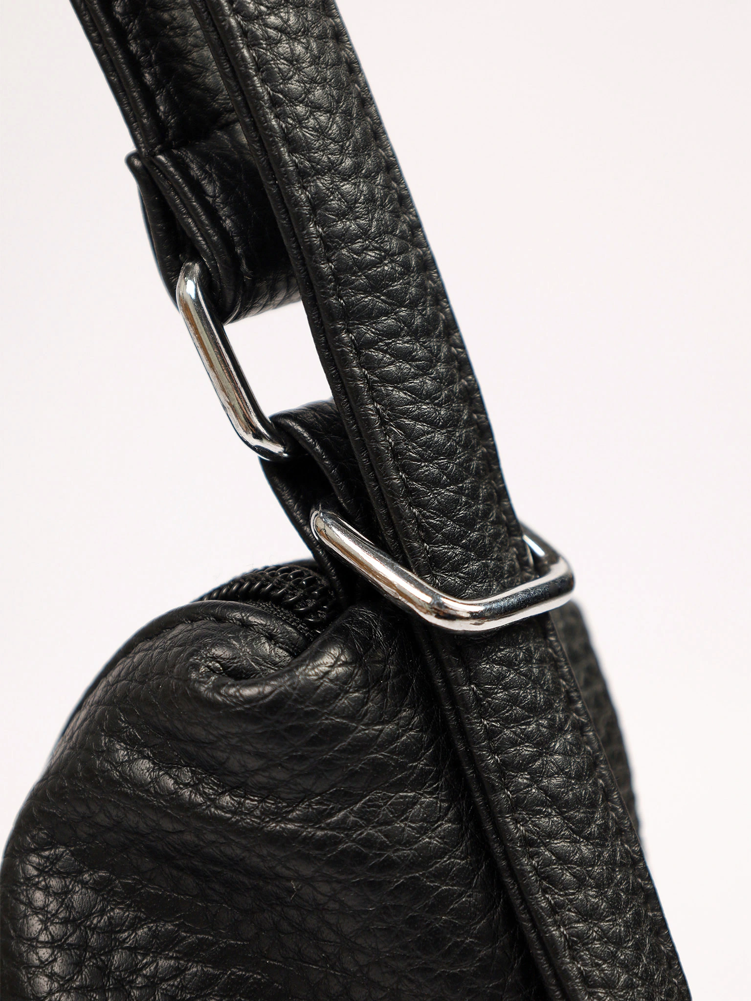 Сумка-шоппер  с регулируемыми ручками, откидным карманом и цепочкой в ассортименте